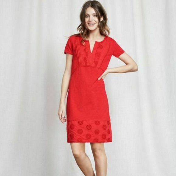 Boden Dresses & Skirts - Boden Clio Broderie jersey dress V-neck crochet